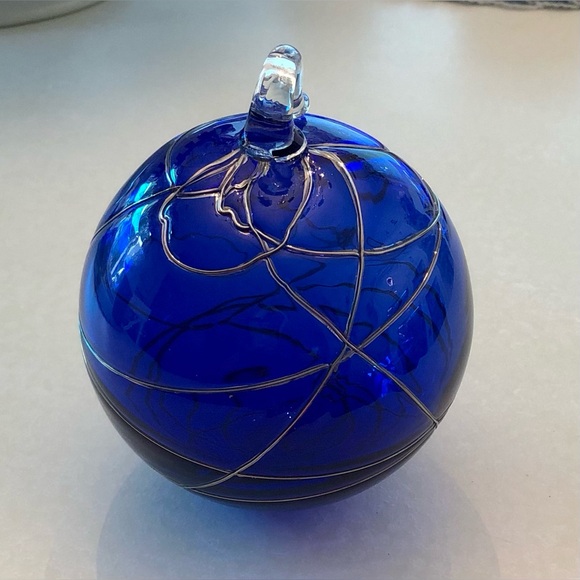 PartyLite Cobalt Blue Hand Blown Art Glass Ball - Picture 10 of 13